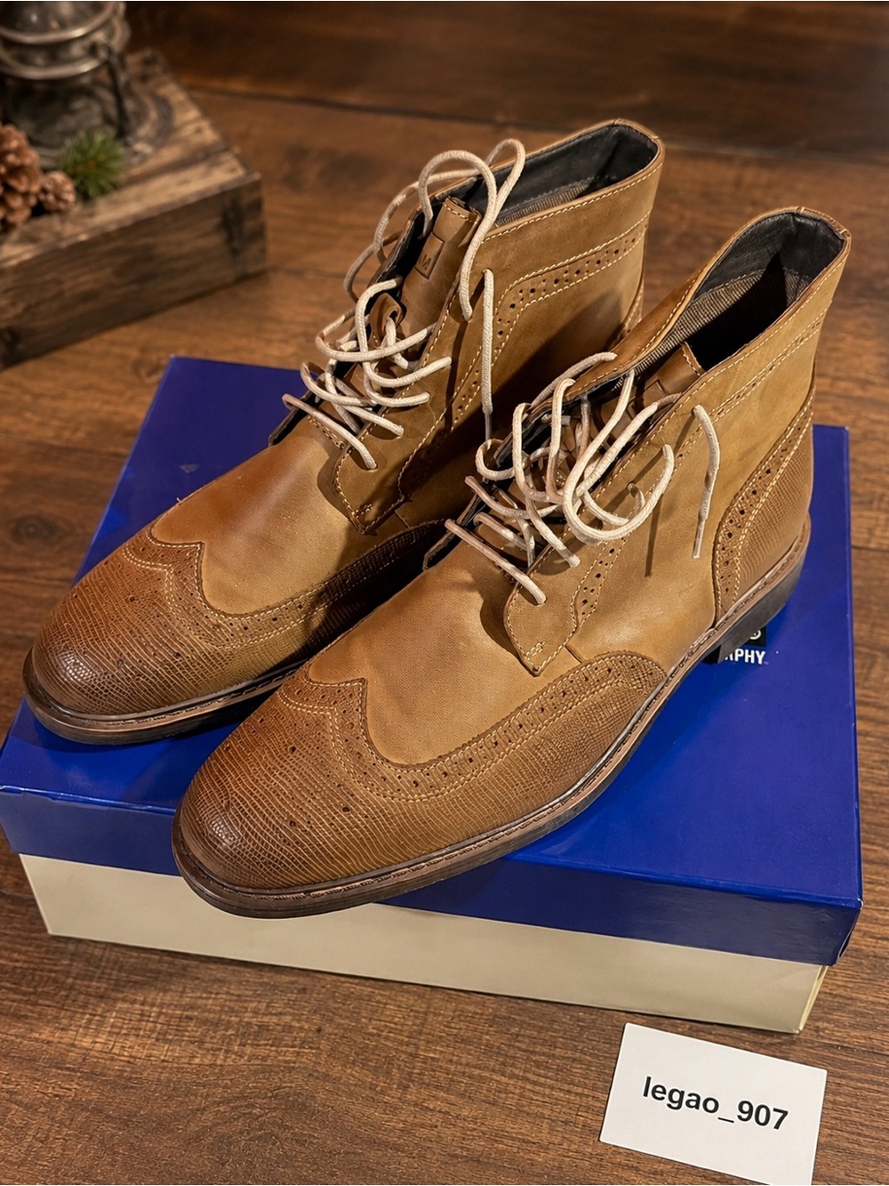 Johnston & Murphy Tan/Brown Wingtip Chukka Boots